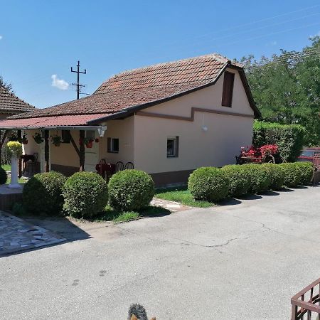 Ferienwohnung Hacijenda Mali Raj Palić Exterior foto