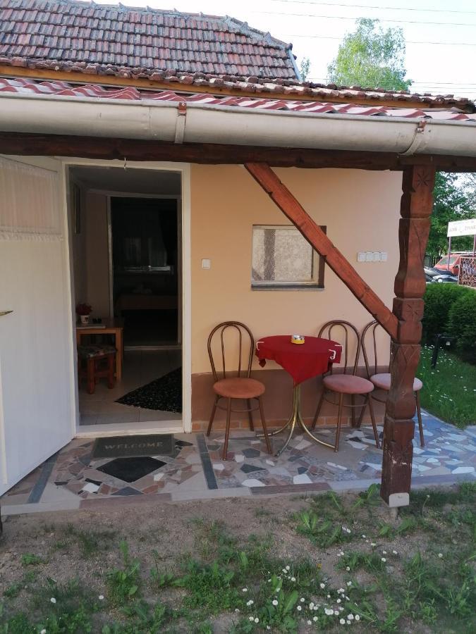 Ferienwohnung Hacijenda Mali Raj Palić Exterior foto