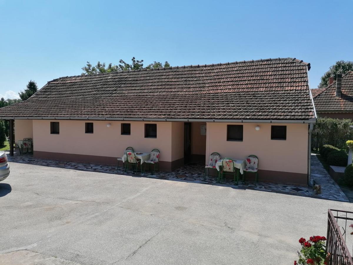 Ferienwohnung Hacijenda Mali Raj Palić Exterior foto