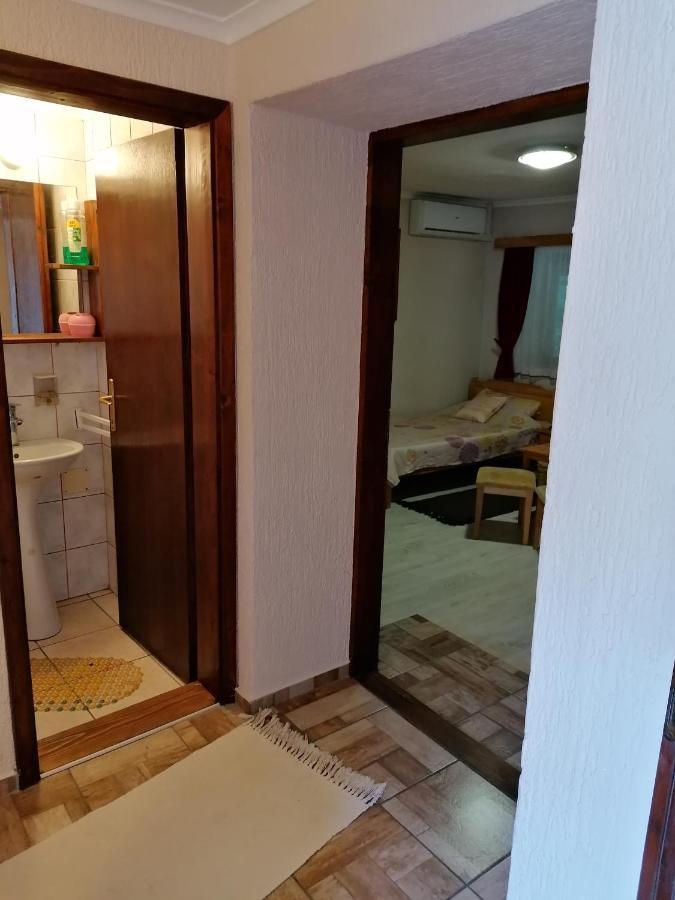 Ferienwohnung Hacijenda Mali Raj Palić Exterior foto